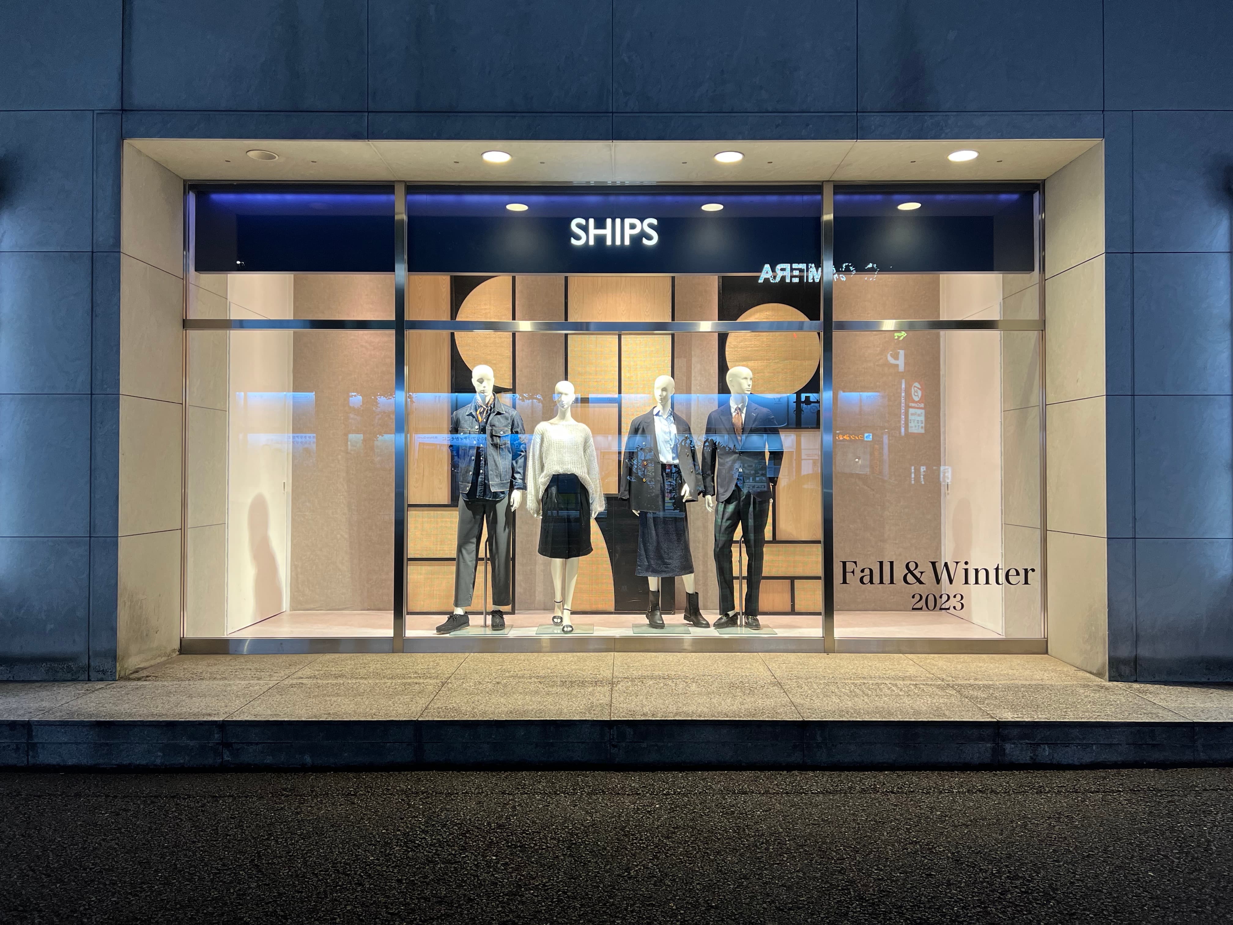 SHIPS - Window Display