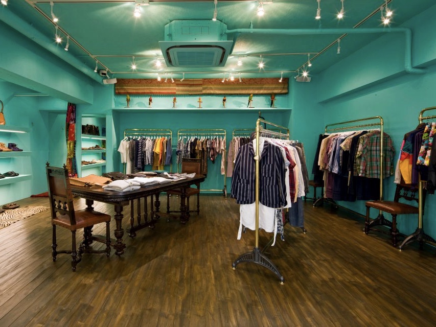 LYLA - Store Design